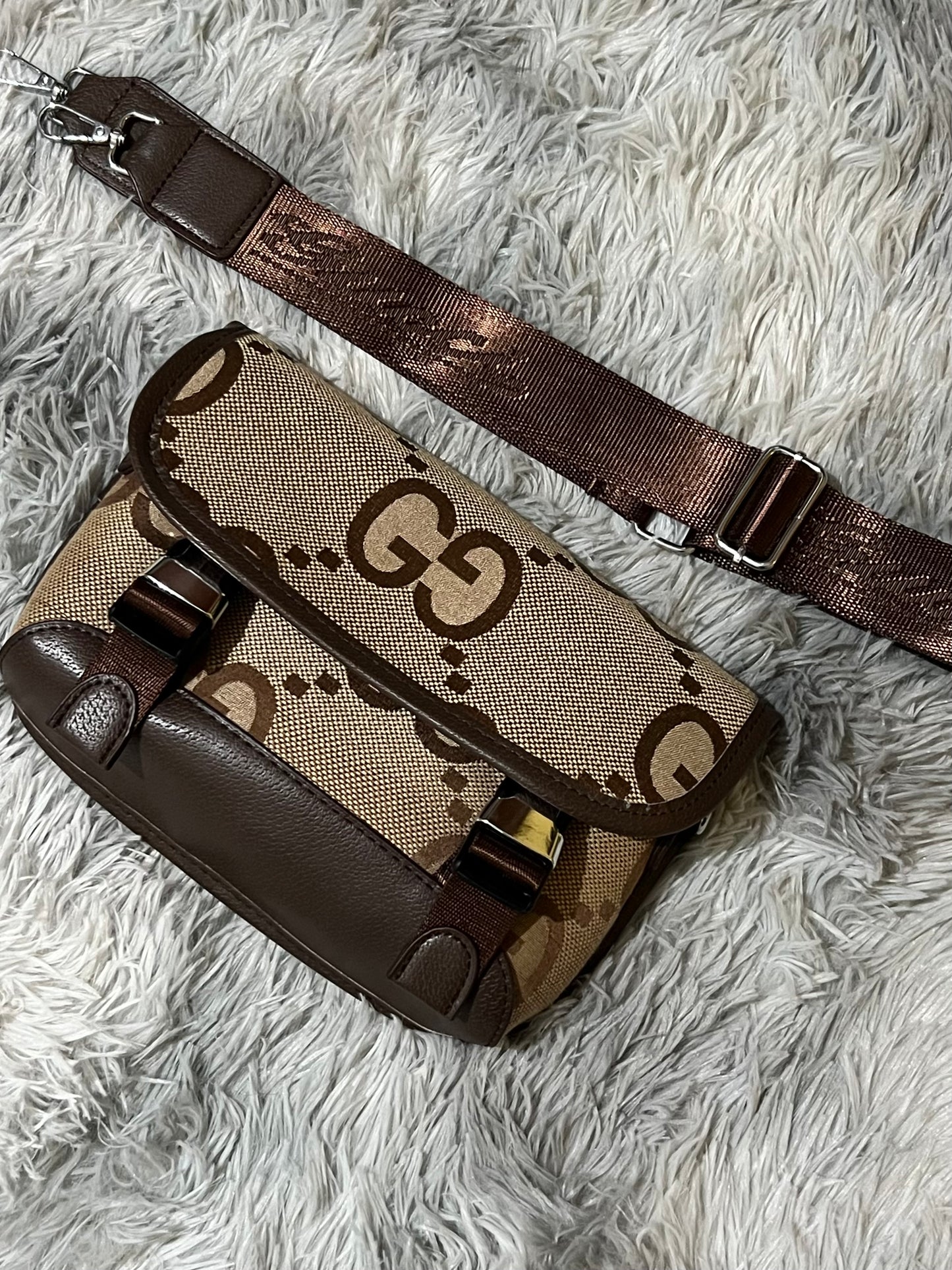 Sacoche gucci beige et marron