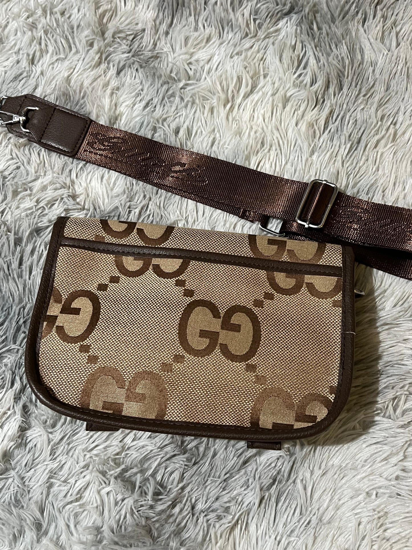 Sacoche gucci beige et marron