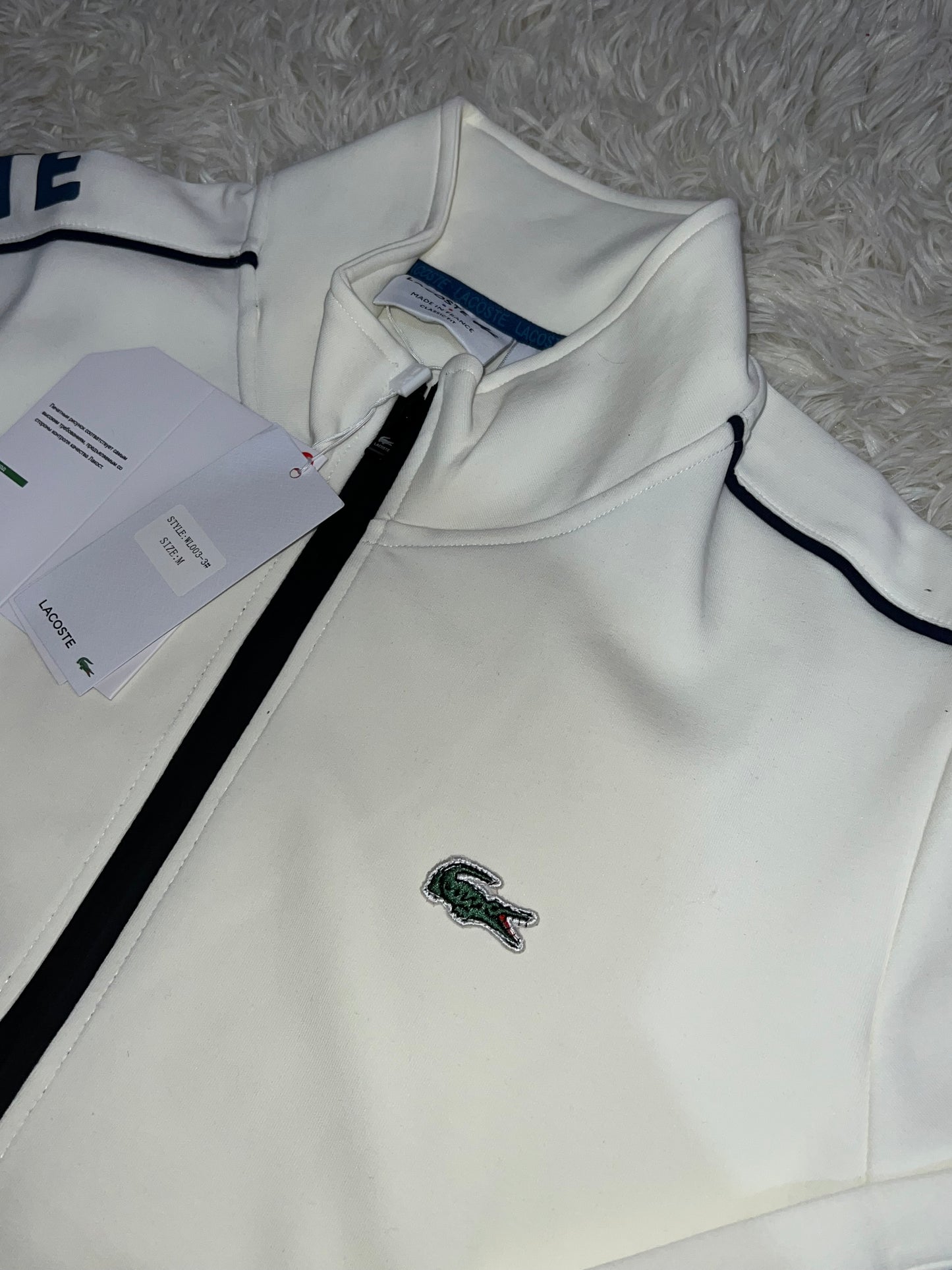 Ensemble lacoste