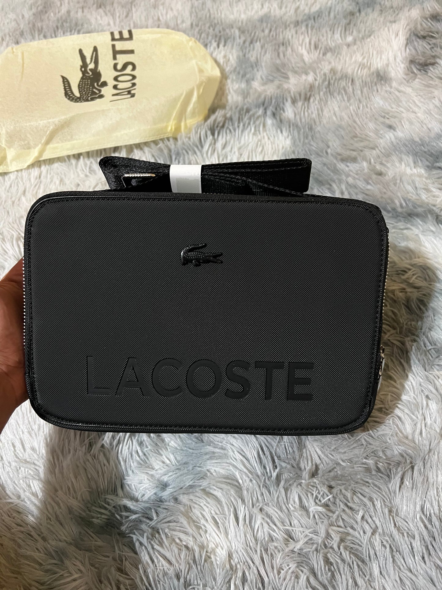 Sacoche lacoste