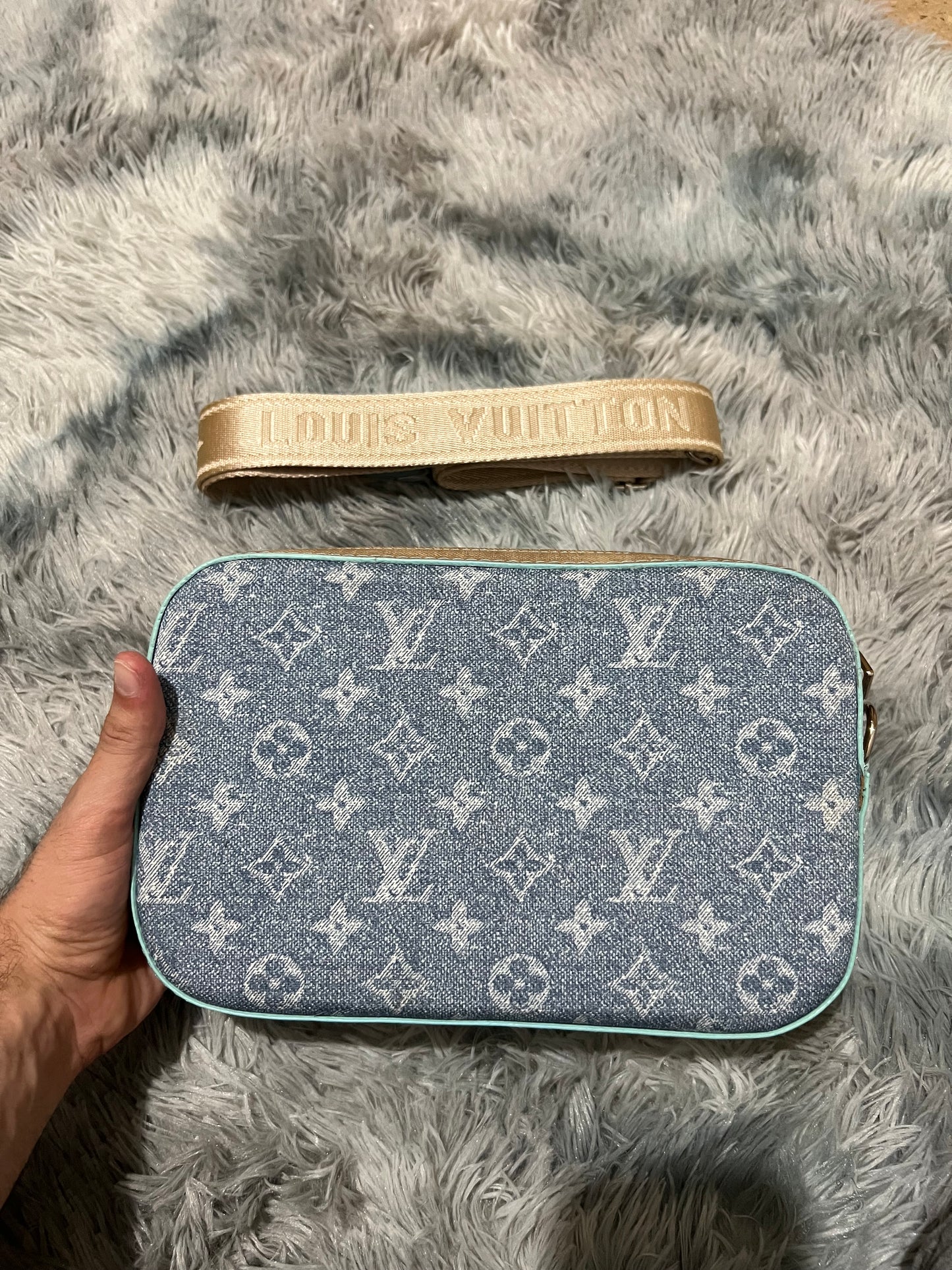 Sacoche louis vuitton